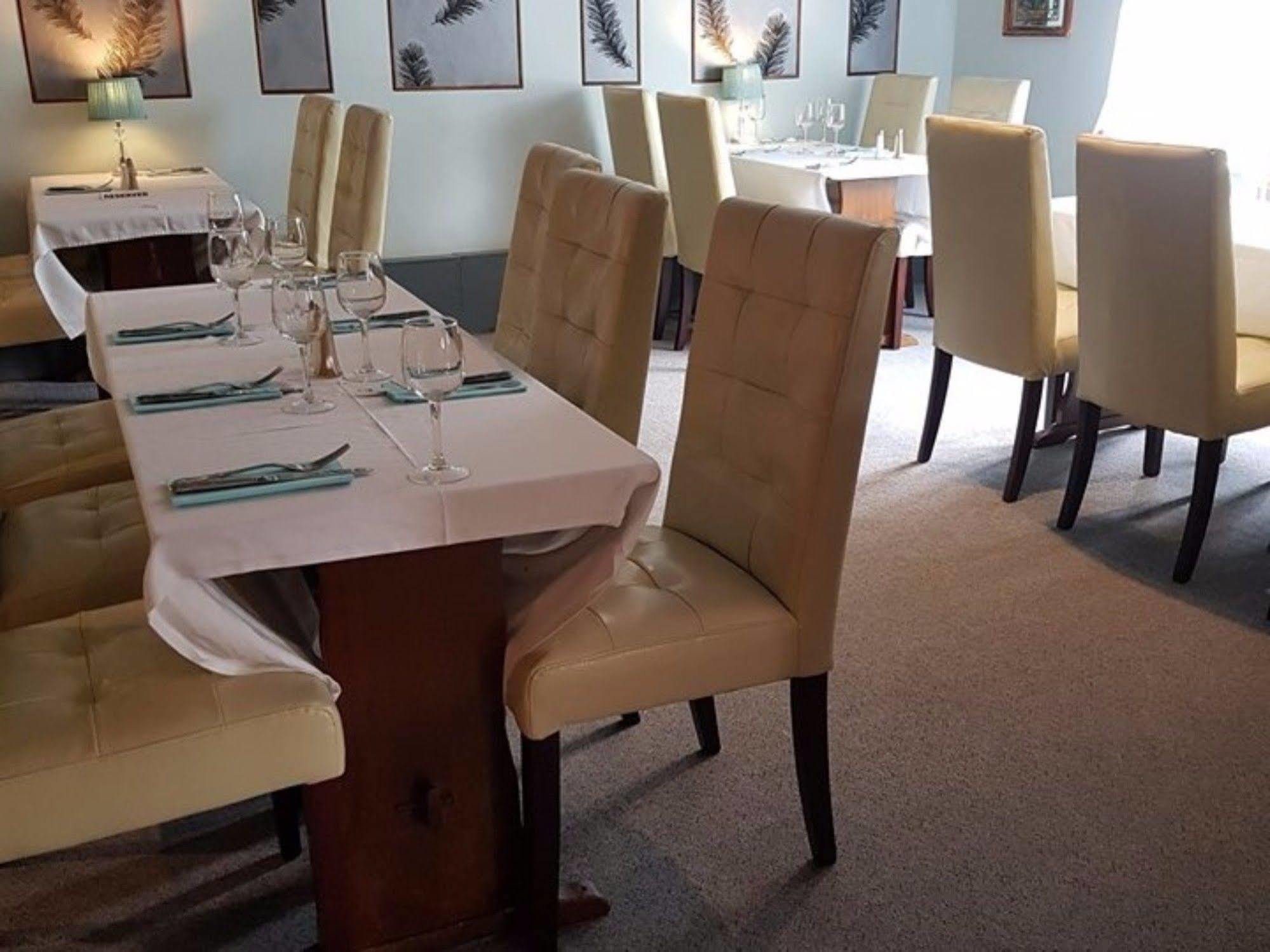 The Sportsmans Inn Limited أيفي بريدج المظهر الخارجي الصورة